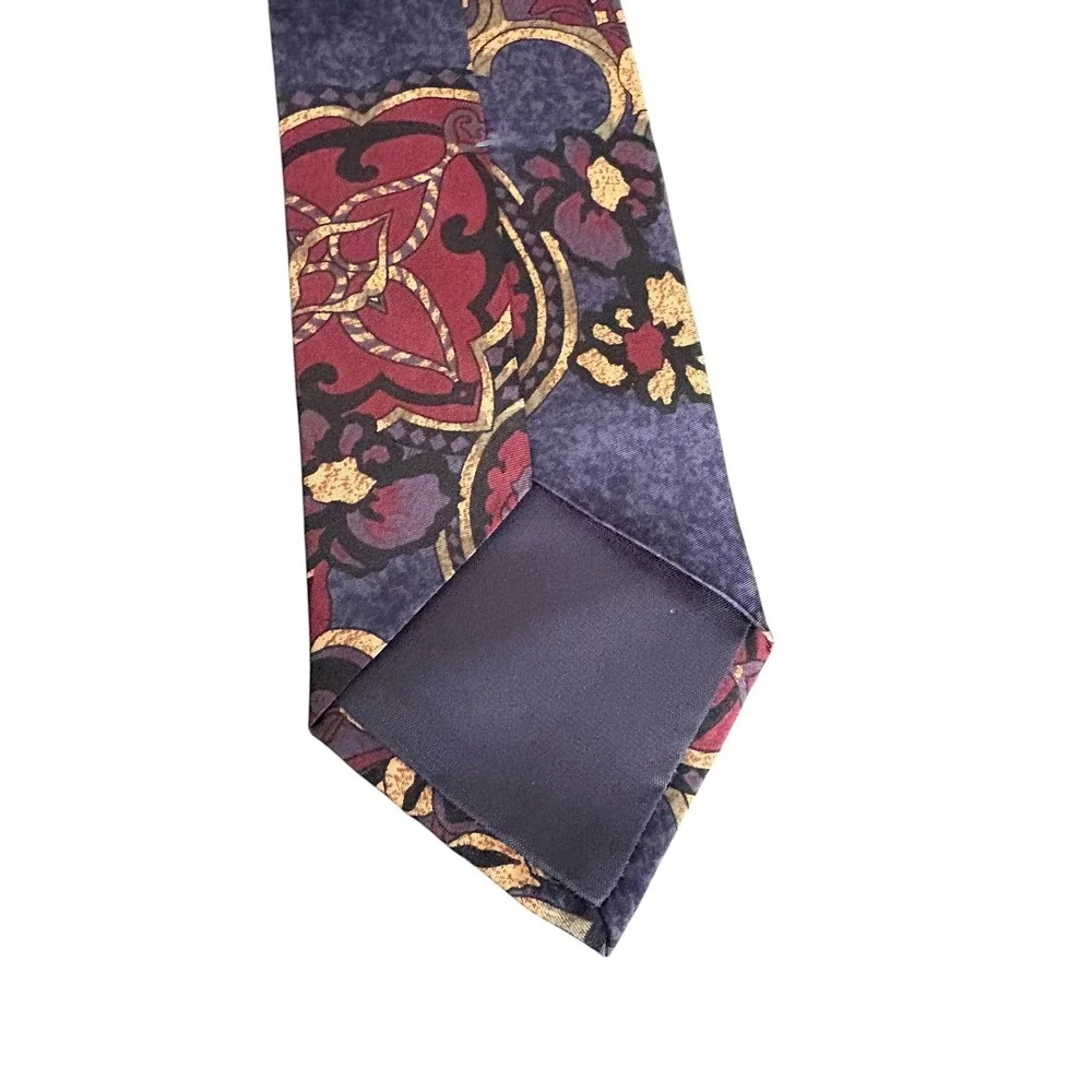 Vintage IZOD 100%‎ Silk Tie Floral Baroque Navy Purple Burgundy Gold USA